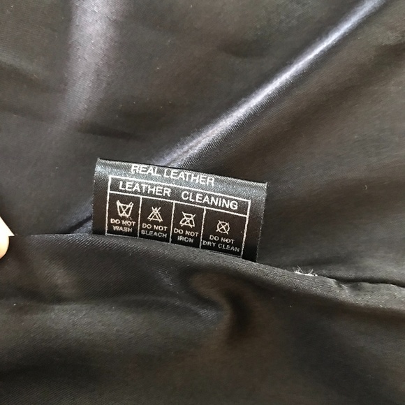 Leather Jacket - Picture 4 of 7